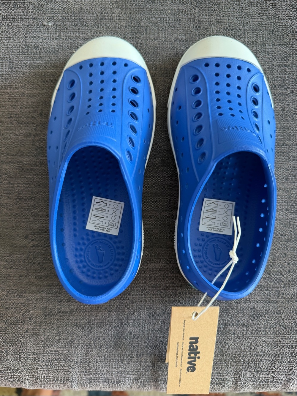 Native Shoes Jefferson Slip-On Kids Water Shoes in Blue and White